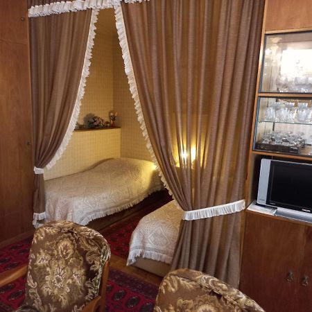 Ferienwohnung ,,Wohnen Wie Zu Grossmutter'S Zeiten'' Vídeň Exteriér fotografie